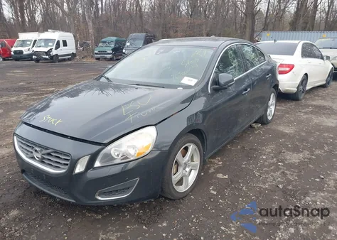 2012 Volvo S60 T5 из США, поврежденный, VIN YV1622FS3C2144671